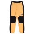 Heren Jogger The North Face PHLEGO TRACK PANT.CHAMOIS ORANGE. Direct leverbaar uit de webshop van www.vipshop.nl/.