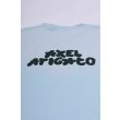 Heren T-shirts Axel Arigato BUBBLE REVERSE T-SHIRT.STERLING BLUE. Direct leverbaar uit de webshop van www.vipshop.nl/.