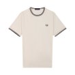 Heren T-shirts Fred Perry M1588V.84A. Direct leverbaar uit de webshop van www.vipshop.nl/.